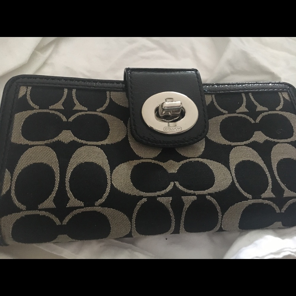 Coach wallet